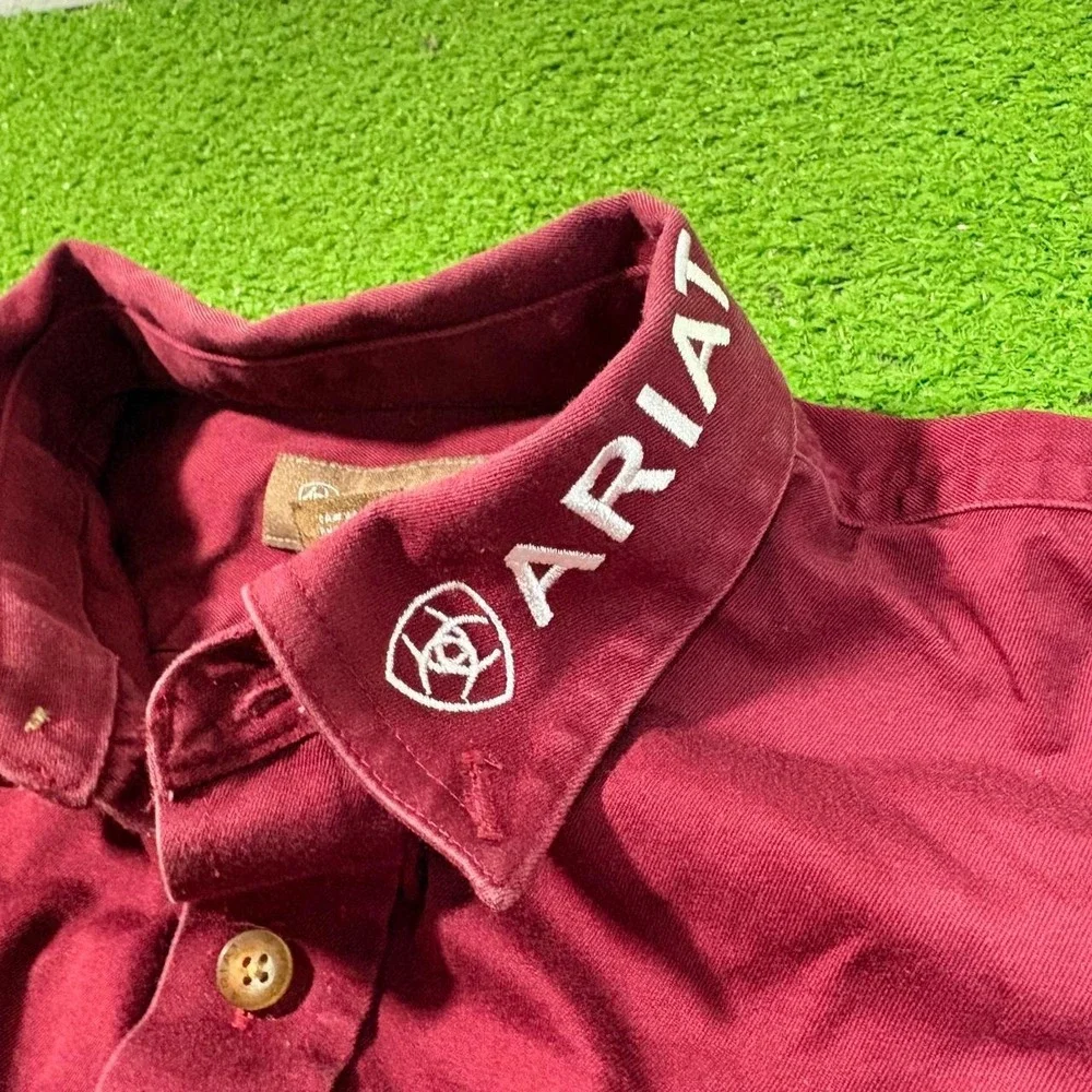 Ariat Maroon Boys Youth Size XL/18 Spellout Long Sleeve Button Down